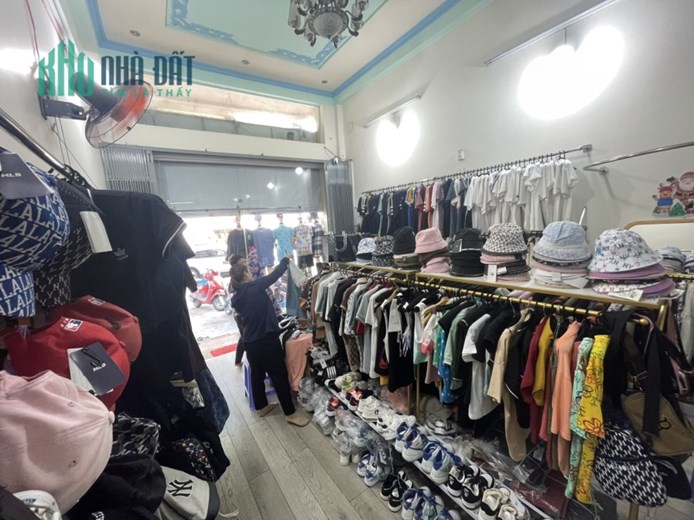 CHÍNH CHỦ CÓ MẶT BẰNG ĐẸP SẦM UẤT CẦN SANG NHƯỢNG LẠI NGAY TRƯỜNG CHINH TÂN BÌNH