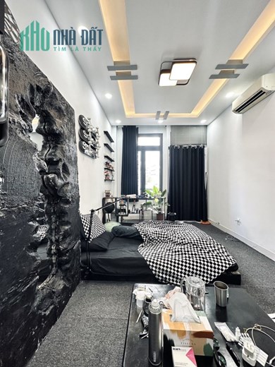 P7 PHÚ NHUẬN - HXH 7 CHỖ - 1 CĂN RA MẶT TIỀN - 2 MẶT HẺM TRƯỚC SAU -Giá 11 tỷ thương lượng
