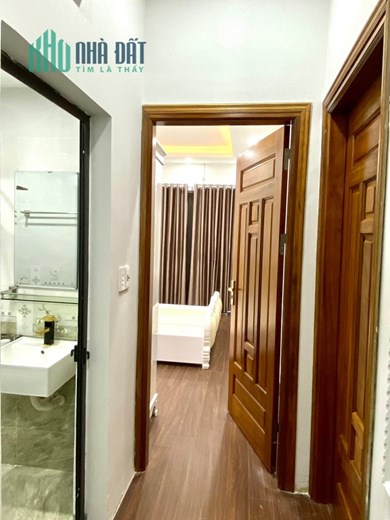Nhà đẹp! Nguyễn Chí Thanh 43m2 x 3Tầng,Ôtô 20m,kinh doanh giá 5.5 tỷ 0969693855