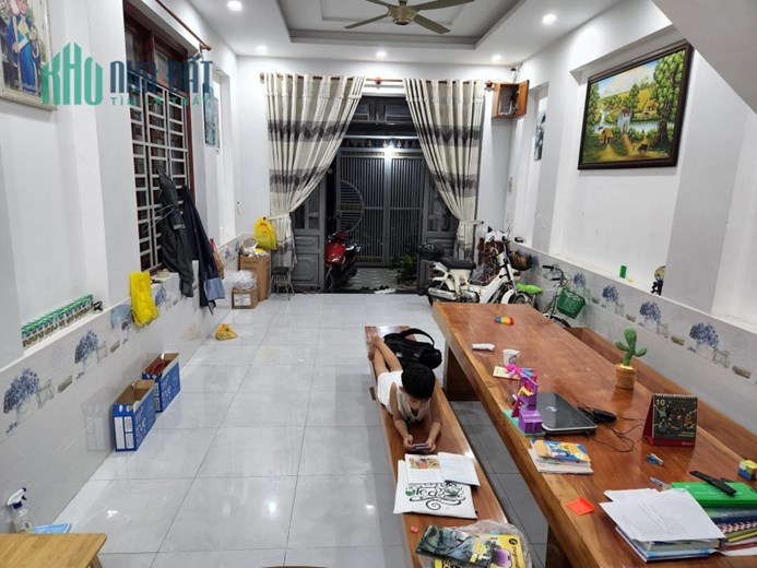 Bán Nhà Hxh Nguyễn Thị Búp, Sát Bên Hiệp Thành City, Nở Hậu Tài Lộc 107m2 2 Tầng. Nhỉnh 4 Tỷ.Quận 12