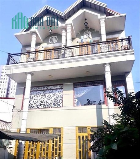 ⚡🍀 BOM TẤN QUẬN 7 - 123,45 m2 ( 7,8 x 15.8 ) -BIỆT THỰ MINI 3 TẦNG-SÂN RỘNG 65M2-NGANG 7.8M CHỈ