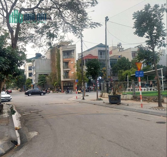 Đất Thanh Am, Thượng Thanh, mặt đường oto tránh, kinh doanh, 93m, mt: 5m, 8 tỷ