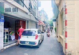 Bán nhà Hoa Lâm, Việt Hưng, oto thông rộng, gần phố tiện ích, 42m2x 5 tầng, 5 tỷ 4
