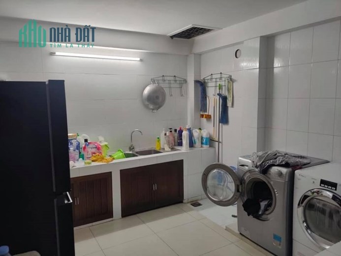 Giảm 17 tỷ còn 31 tỷ, bán nhà mặt tiền Phường Dakao, Quận 1