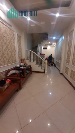 BÁN NHÀ NHÀ MAI ĐỘNG. 40m 5 Tầng chỉ hơn 4 tỷ