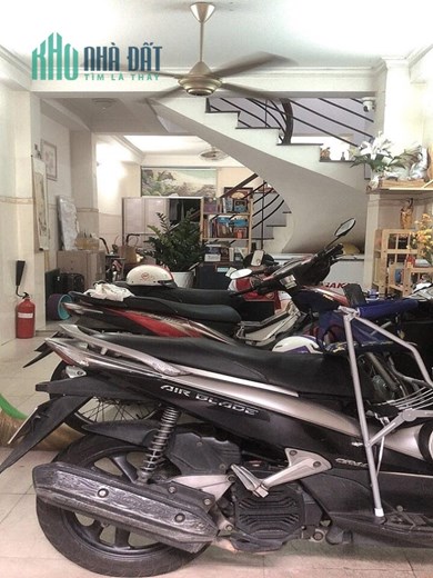 Bań nhà hẻm 5m đường Thành Mỹ, P8, Tân Bình, 50m2, 5 tầng, giá rẻ.