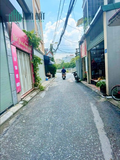 Bán đất ngõ 344 Ngọc Thuỵ, gần Trường Pháp, 54m x 4,5m MT nở hậu, oto tải vào đất giá nhỉnh 3 tỷ