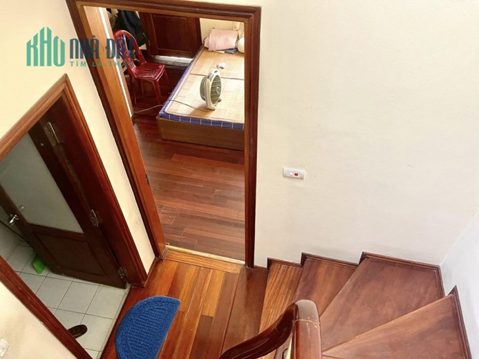 ÂU CƠ – Dân xây, 5 ngủ, Ô tô tránh 10m, Giá bay nhanh 6.2 Tỷ