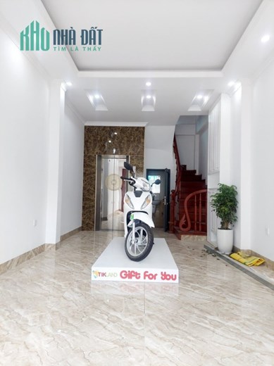 Bán nhà 7 tầng Ngọc Thụy,Long Biên 38m2,oto vào nhà,thang máy giá 7tỷ