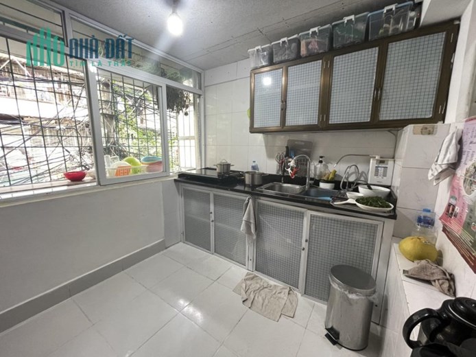 💥Tầng 2 tập thể Nghĩa Tân 60m 2PN, vài bước ra Ô tô, khung cột cực chắc, 1.8 tỷ💥