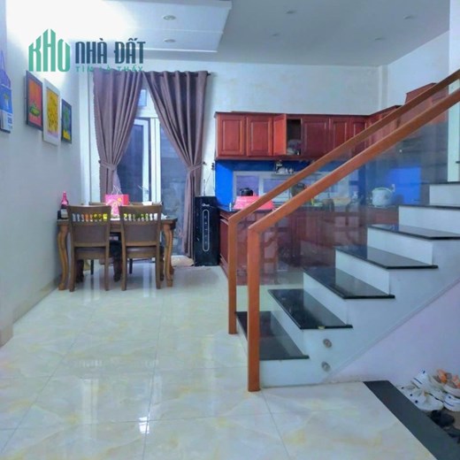 ♥Nhà Kiệt 7m cách MT CMT8 20m, 70m2 3 tầng đẹp