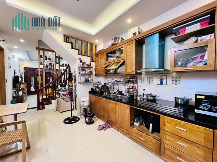 Bán Nhà Đường Láng 46m2 x 6 tầng, 6 phòng, ô tô đỗ cửa dừng đỗ, nhà mới ở ngay, ngõ nông rộng, giá