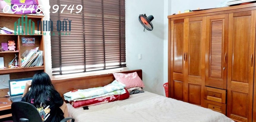 SIÊU NGON, NHÀ 3 TẦNG Dt: 70m2; đường trước nhà 7m CÁCH MẠNG T8, Q. CẨM LỆ,ĐN. Giá chỉ 2,xx tỷ