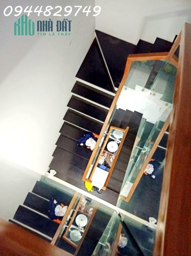 SIÊU NGON, NHÀ 3 TẦNG Dt: 70m2; đường trước nhà 7m CÁCH MẠNG T8, Q. CẨM LỆ,ĐN. Giá chỉ 2,xx tỷ
