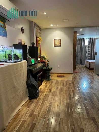 Bán Nhà Mặt Phố Võng Thị - Tây Hồ 101m2 x 8 tầng nổi 1 hầm thang máy, thiết kế thông sàn kinh