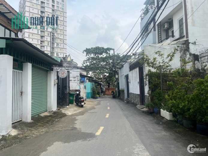 Chính chủ bán nhà Thảo Điền đường 64 giá 14ty9. LH : 093 273 8182
