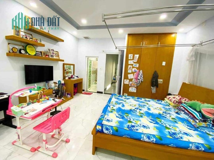 Bán nhà đẹp 3 tầng, 5x18m, HXH gần Ngã Tư Vườn Lài, An Phú Đông, Quận 12