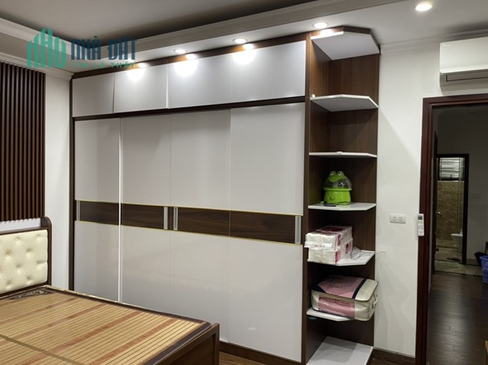 Bán nhà phố Thụy Khuê,Tây Hồ 38m2 x 5 t mặt tiền 5 m mới đẹp giá 4,5 tỷ