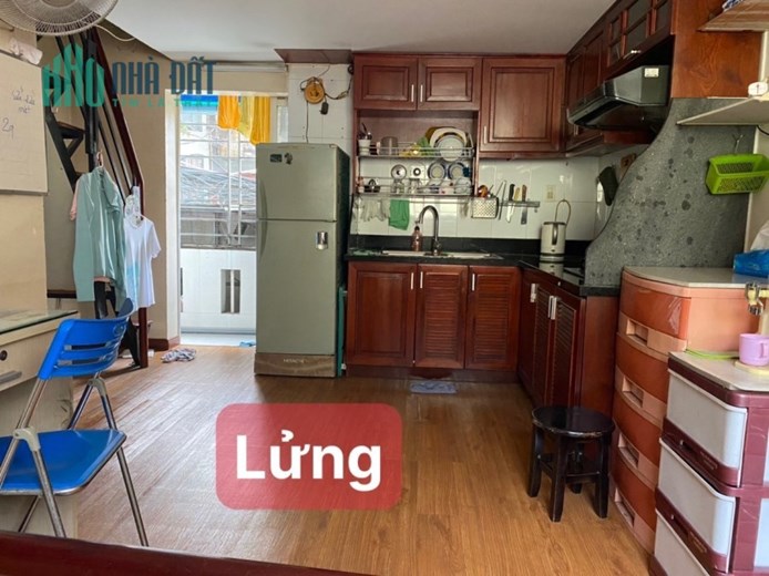 Hơn 6 tỷ có nhà Mặt tiền kinh doanh Nguyễn Thái Bình - Út Tịch, 3 Tầng, 2 PN, ngang 4.2m.