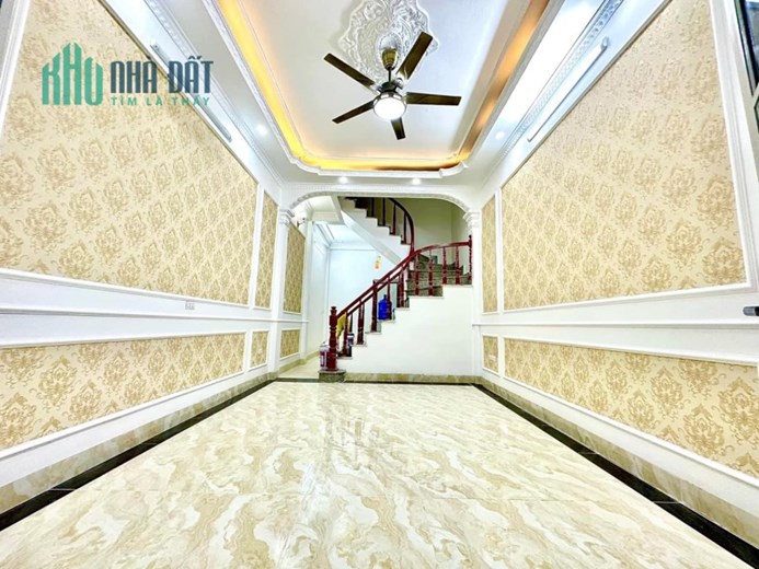 NHÀ ĐẸP NGÕ RỘNG 3M 10M RA ÔTÔ TRÁNH 42M2 4 TẦNG 4 NGỦ KIM GIANG