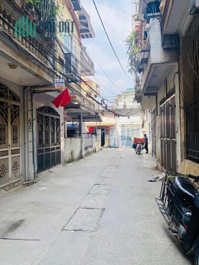 NHÀ ĐẸP NGÕ RỘNG 3M 10M RA ÔTÔ TRÁNH 42M2 4 TẦNG 4 NGỦ KIM GIANG
