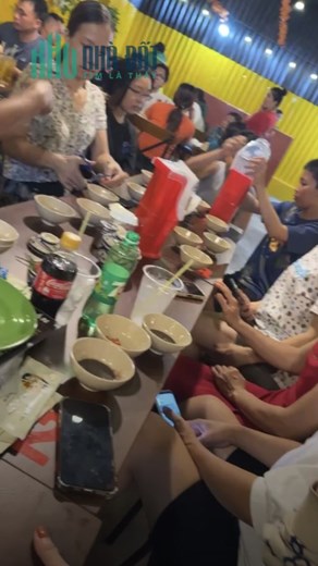 Cho thuê hoặc sang nhượng lại quán bún đậu mắm tôm Địa chỉ: tại 51 Nguyễn Văn Tiết, Lái Thiêu,