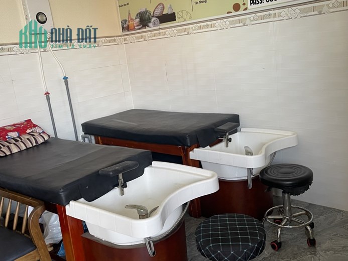 CẦN SANG NHƯỢNG TIỆM Địa chỉ: 109 Nguyễn Thái Bình, Phú Hoà, Thủ Dầu Một, Bình Dương
