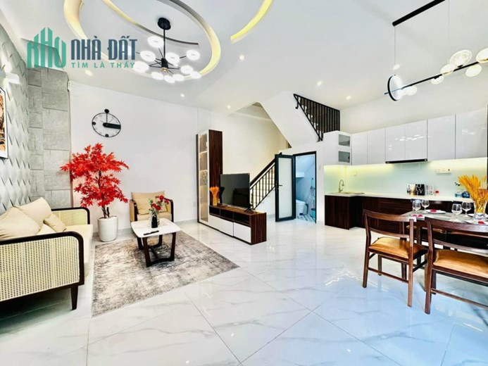 NHÀ MTKD,NGANG 5M, ĐƯỜNG XE TẢI, TÂN CHÁNH HIỆP Q12. CHỦ ĐANG LÀM VP CTY