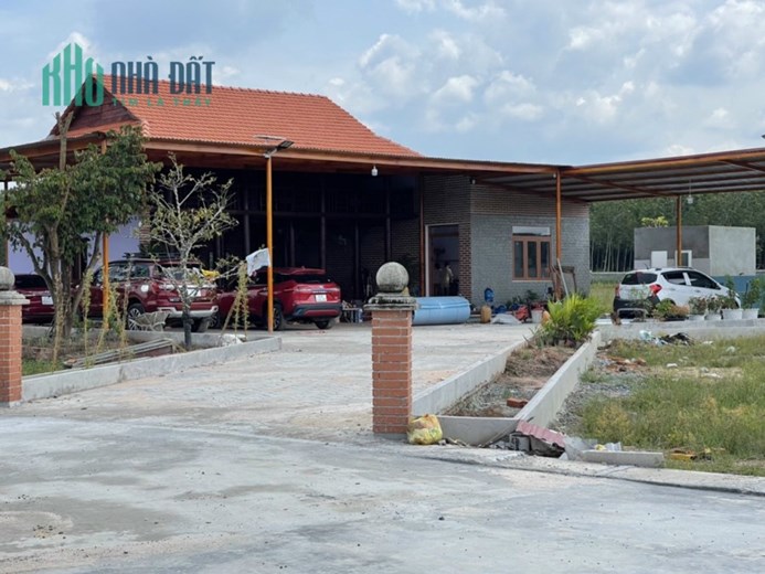 NHÀ ĐẸP - GIÁ TỐT - CHÍNH CHỦ Cần Bán Nhà  Vị Trí Đẹp Tại  Xã Lộc Thành, Huyện Lộc Ninh, Bình Phước