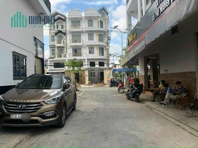 Chủ Cần Bán Gấp Nhà 4.5 Tấm Hẻm Xe Hơi 7m 1/ Đường Số 18B DT: 4x16m Giá: 5.9 Tỷ Còn TL