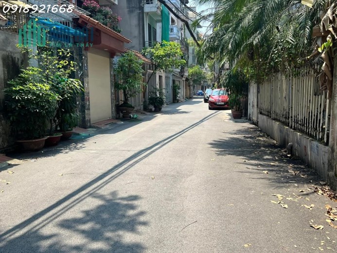 Bán Nhà Hoàng Hoa Thám, Ba Đình 7 Tấng Thang Máy Giá 10,2 Tỷ.