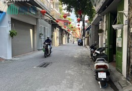 Bán nhà ngõ 109 Nguyễn Sơn, Long Biên, ô tô cách nhà 10m, 32m2, 5 tầng, giá chào 3.9 tỷ