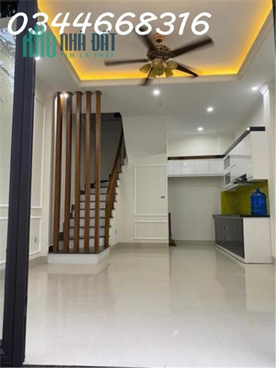 Bán nhà ngõ 109 Nguyễn Sơn, Long Biên, ô tô cách nhà 10m, 32m2, 5 tầng, giá chào 3.9 tỷ