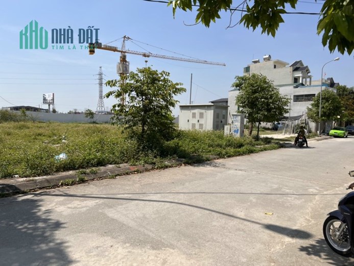 Đất nền bên cạnh trung tâm thương mại Aeon Mall Thanh Hoá chỉ hơn 2 tỷ