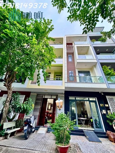 DT 72m2  - DT Sàn 250m2 - 1 Phòng Khách + 5 Phòng Ngủ - Nhà mới Vào Ở Ngay Khu Phú Mỹ Hưng Quận 7