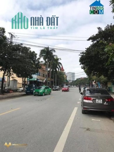 PHÂN LÔ NGUYỄN VĂN HUYÊN CẦU GIẤY - Ô TÔ TRÁNH DỪNG ĐỖ NGÀY ĐÊM - 7 TẦNG THANG MÁY - DÒNG TIỀN TỐT