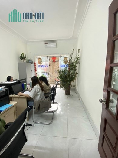 Bán nhà Hoàng Quốc Việt 113m², 4 tầng, MT 7.9m, chào giá 20.5 Tỷ Cầu Giấy