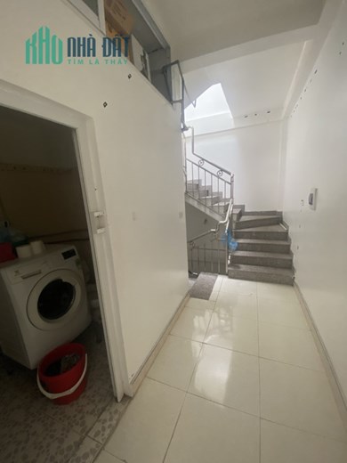 MẶT NGÕ Ô TÔ THÔNG - NGUYỄN ĐỔNG CHI - NAM TL - 32M2 X 5 TẦNG + 1 LỬNG - KINH DOANH TỐT