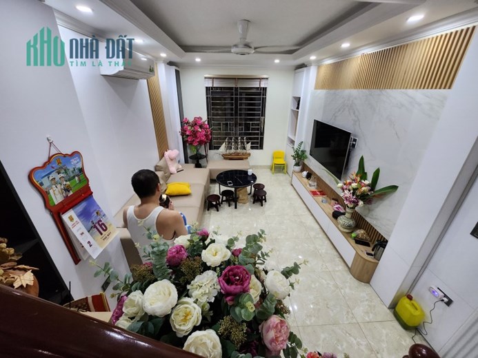 Chính chủ cần bán nhà tại Đường Trương Định, Phường Thịnh Liệt, Hoàng Mai, Hà Nội.