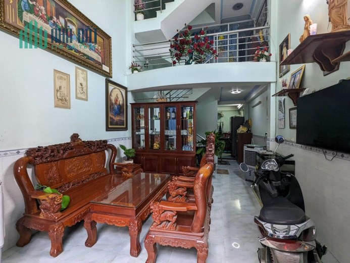 Bán nhà Thống Nhất, 4x14m, 5 tầng hẻm xe hơi, vuông A4, không lộ giới chỉ 5.x tỷ