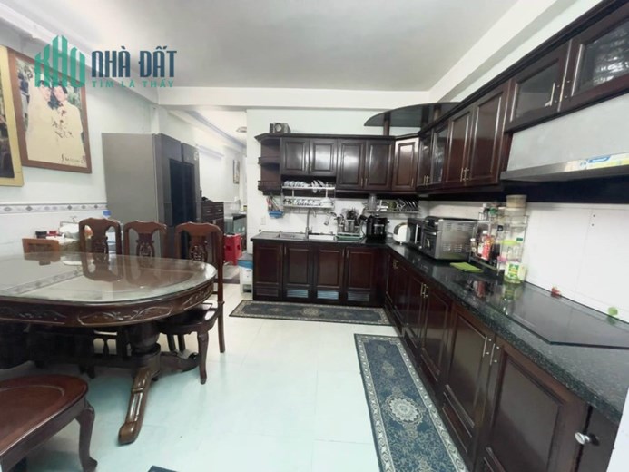 Bán nhà Thống Nhất, 4x14m, 5 tầng hẻm xe hơi, vuông A4, không lộ giới chỉ 5.x tỷ