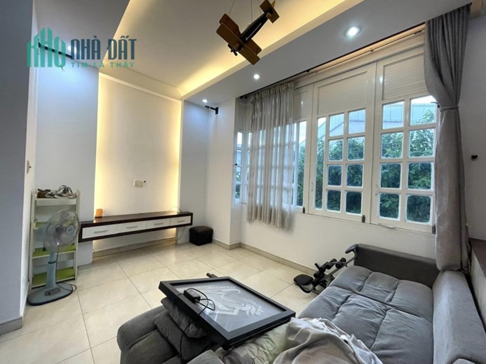 Bán nhà Phạm Văn Chiêu, 5.1x11m, vuông vức, Hẻm xe hơi thông, chỉ 4 tỷ