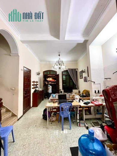 Bán Căn Biệt Thự Ngõ 279 Phố Đội Cấn 119m2 x 3 tầng, 5 phòng ngủ đầy đủ công năng, ở sướng, hưởng