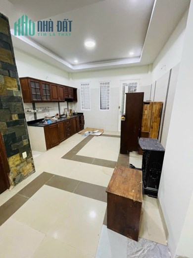 Bán nhà 4x15 1 trệt 3 lầu