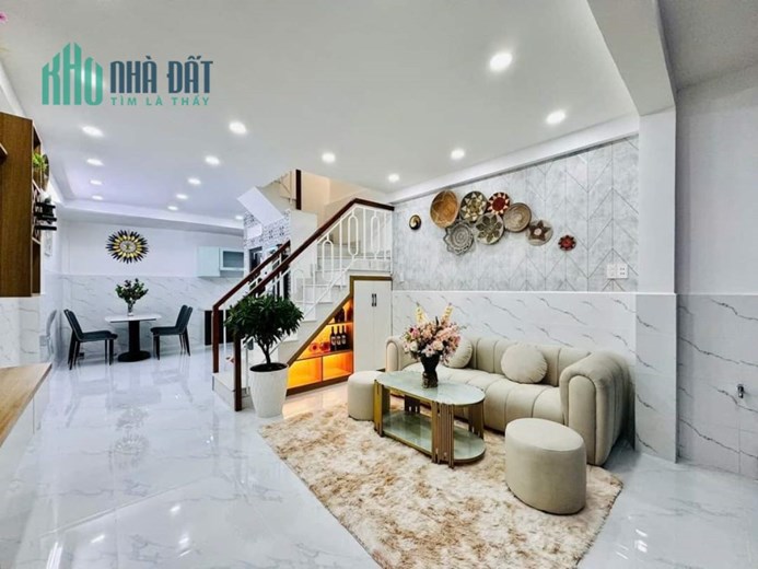 THỐNG NHẤT 30M RA MT, NGAY BV HỒNG ĐỨC, DTSD72M2, 2 TẦNG, NHÀ MỚI Ở NGAY, TẠNG FULL NỘI THẤT.