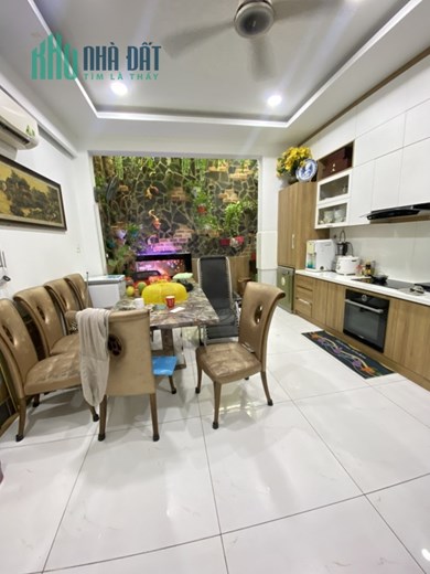 Bán nhà mặt tiền Chợ Lớn Quận 6, DT 72m2 (4.5x16), 4T, Chỉ nhĩnh 13 tỷ
