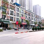 CẦN  BÁN CĂN HỘ CC IEC 54M2, 2 NGỦ, 1 WC, FULL NỘI THẤT, GIÁ NHỈNH TỶ.