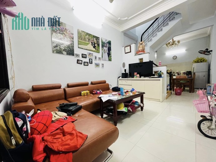 BÁN GẤP MINH KHAI, DÂN XÂY, 20M Ô TÔ TRÁNH, 2 THOÁNG TRƯỚC SAU 48M x 4T, NHỈNH 4 TỶ 0901753139