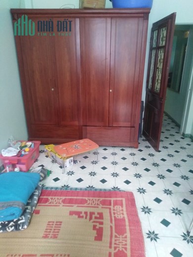 Bán nhà Lạc Long Quân 55m2, 3T, 4m, 4.85 tỷ, Tây Hồ.