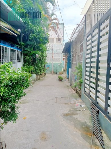 Nhà bán 46m2 hẻm thông Bùi Minh Trực P5Q8- Giá: 4tỷ1 (TL)